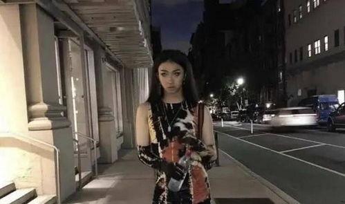 哈利四月服装爆料视频,时尚潮流,青春活力 第3张 哈利四月服装爆料视频,时尚潮流,青春活力 第3张